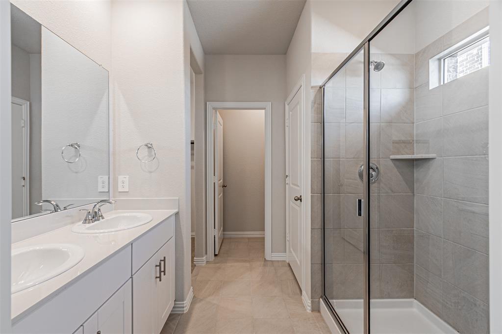 801 Leavenworth Drive Property Photo 16