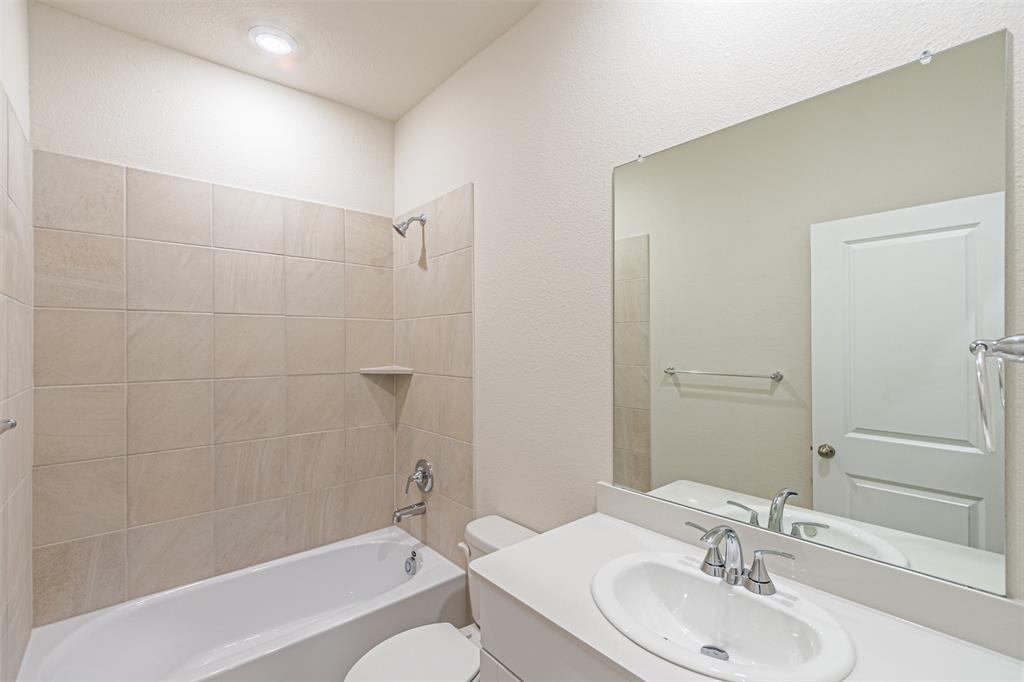 801 Leavenworth Drive Property Photo 23