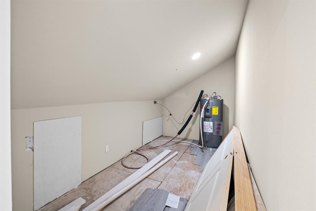 759 County Road 2738 Property Photo 32