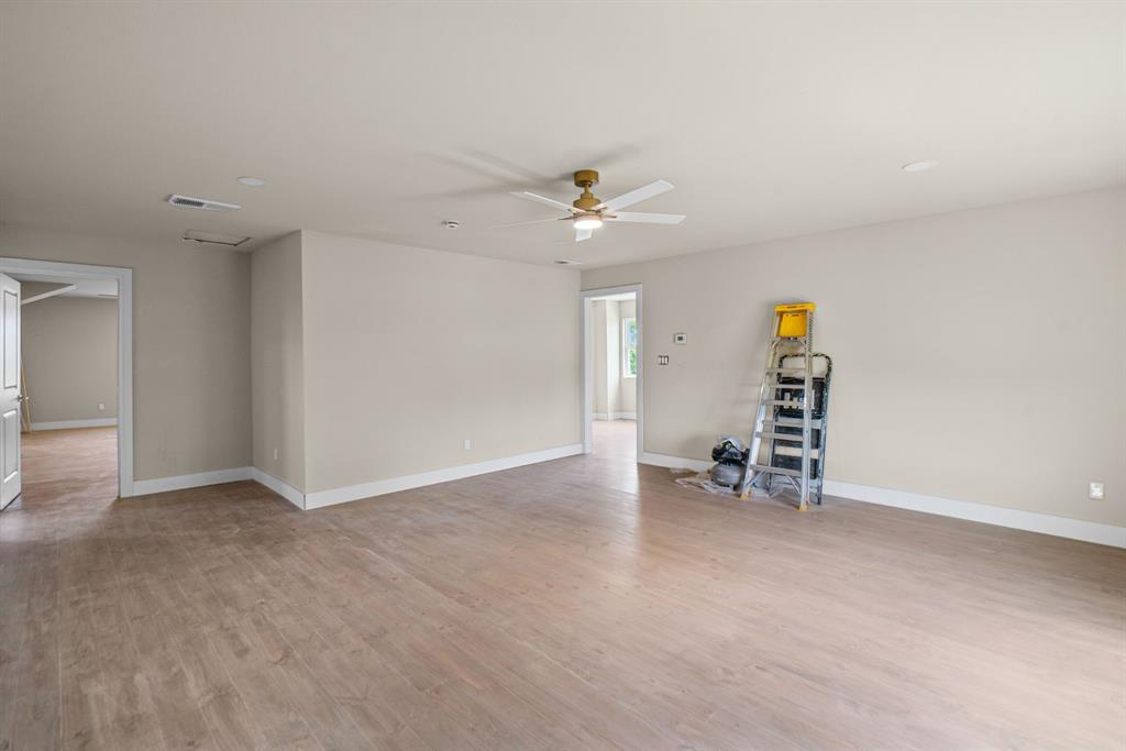 759 County Road 2738 Property Photo 34