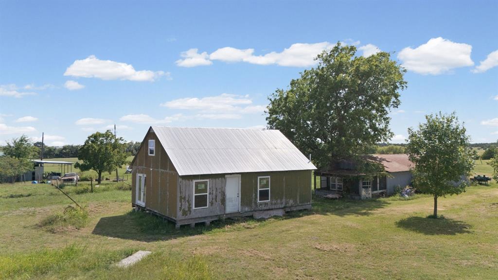 759 County Road 2738 Property Photo 37