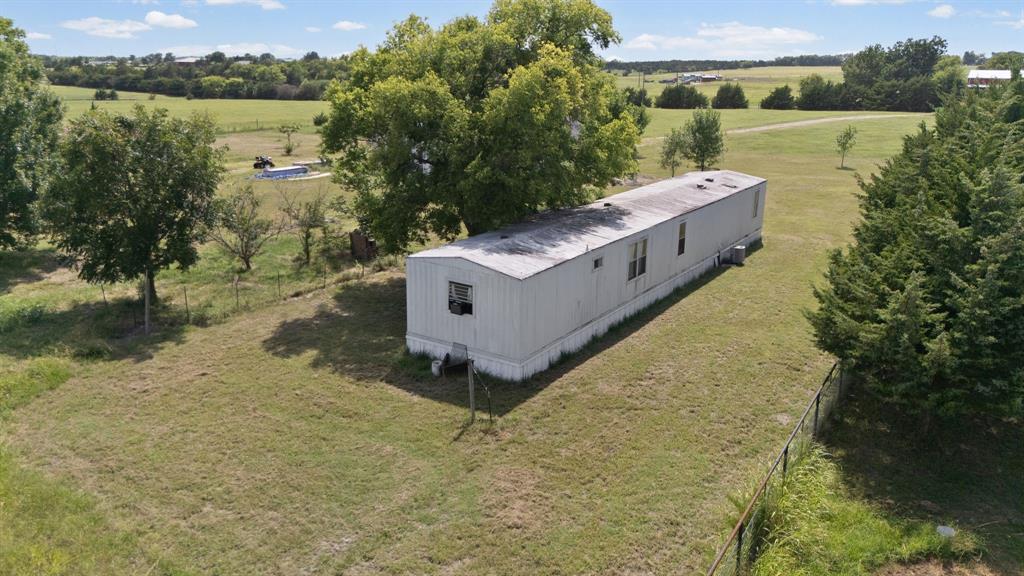 759 County Road 2738 Property Photo 38
