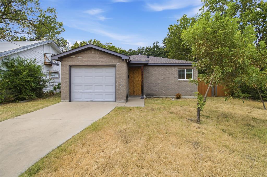 3923 Metropolitan Avenue Property Photo 1