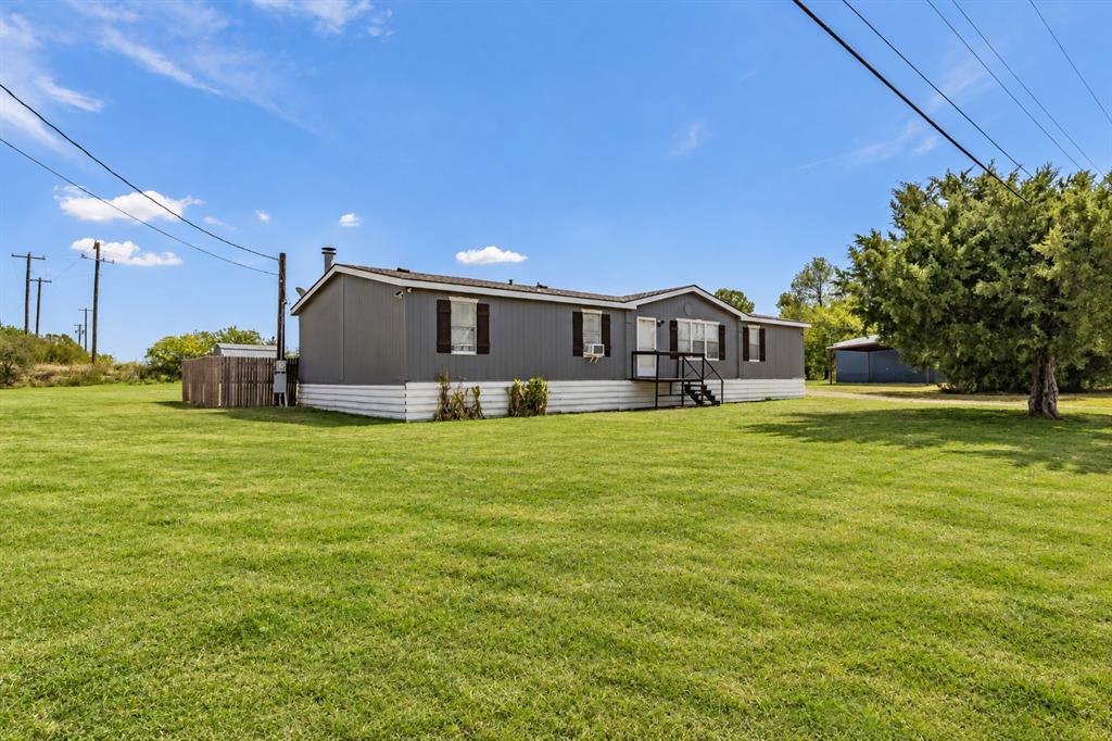 208 Rhett Court Property Photo 4