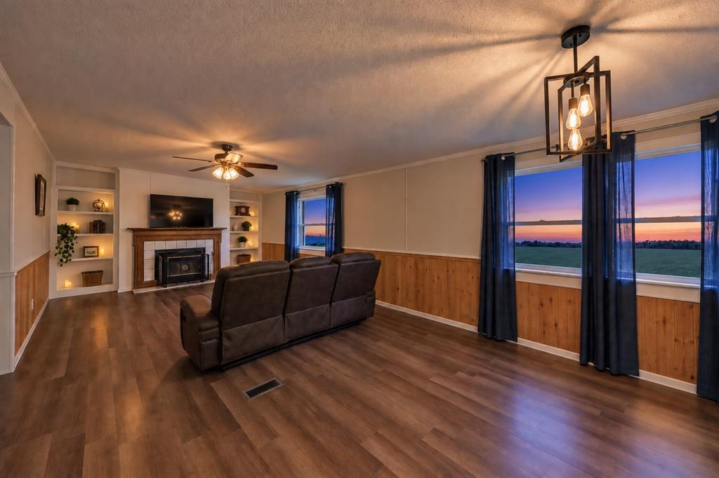 208 Rhett Court Property Photo 15