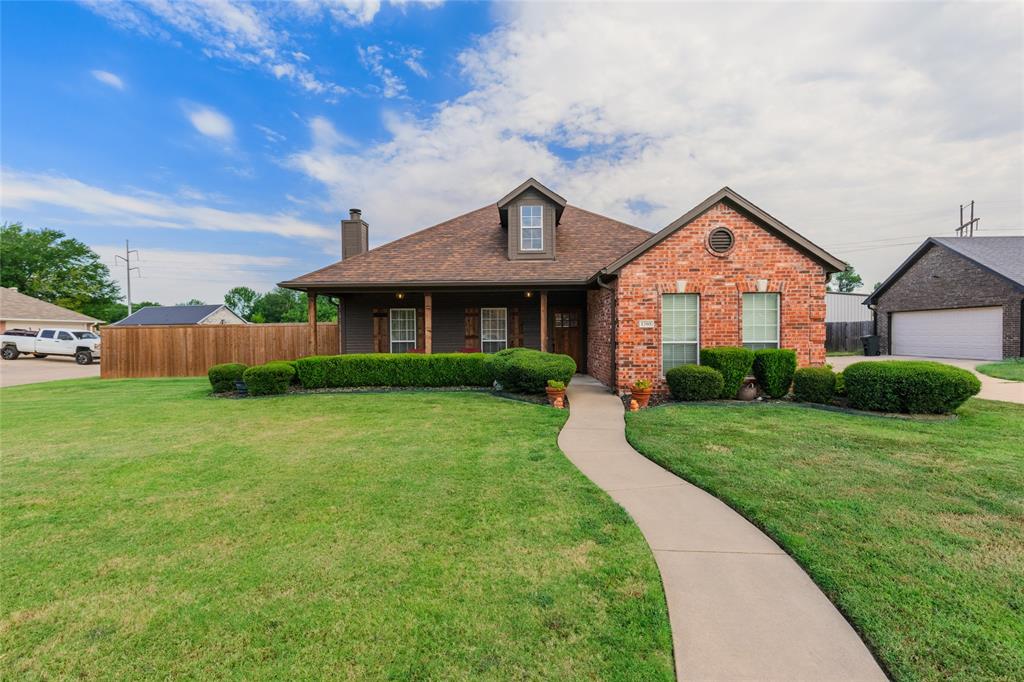 1308 Madeline Street Property Photo 1