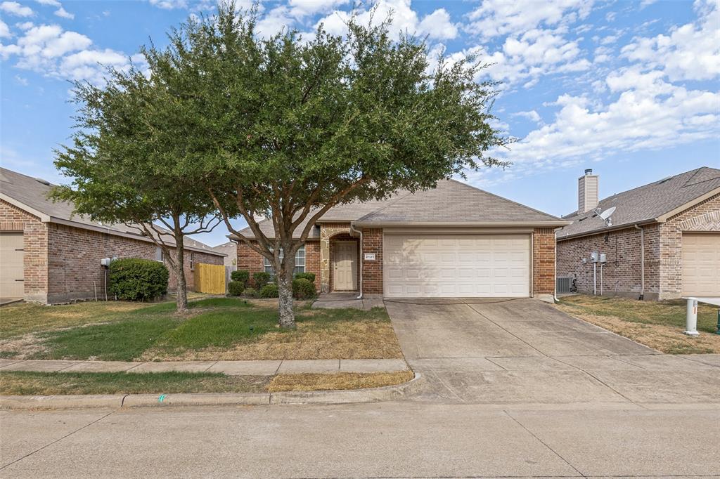 2131 Rains County Road Property Photo 1