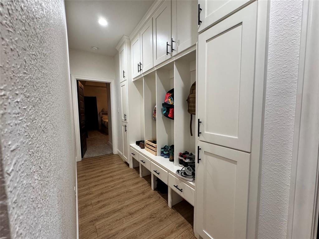 7402 Big Country Way Property Photo 14