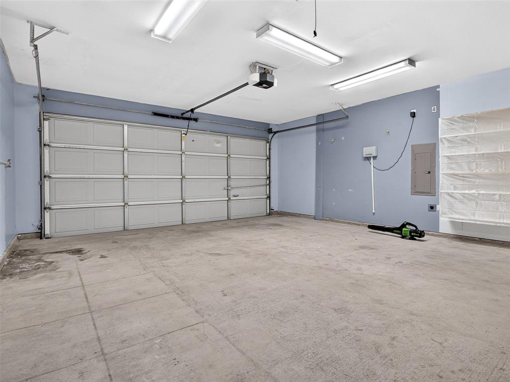 1049 Broken Spoke Drive Property Photo 31