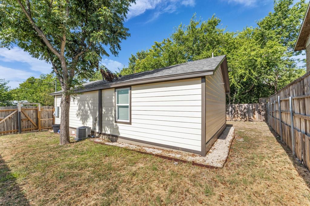 313 E Texas Avenue Property Photo 17