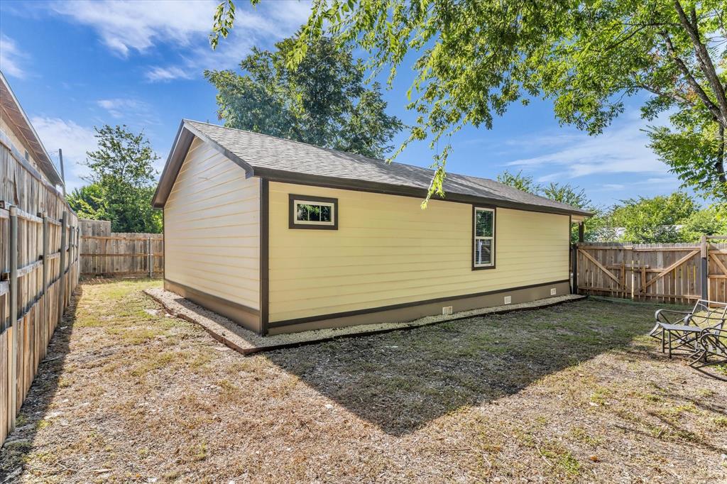 313 E Texas Avenue Property Photo 18