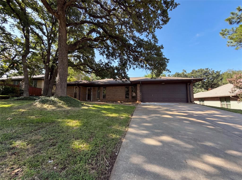 5804 Ridge Drive Property Photo 1
