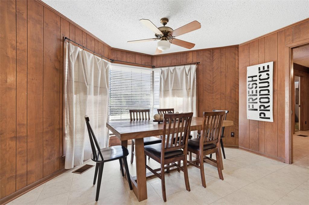 2210 White Street Property Photo 6