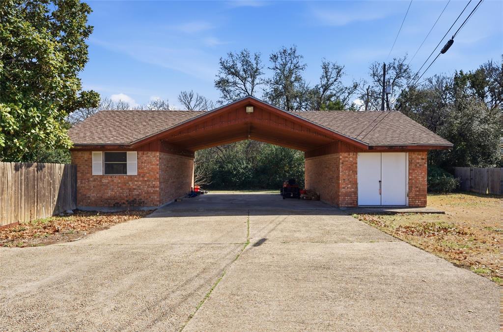 2210 White Street Property Photo 33