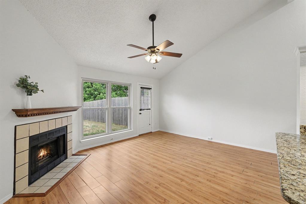 2926 Hilltop Drive Property Photo 7
