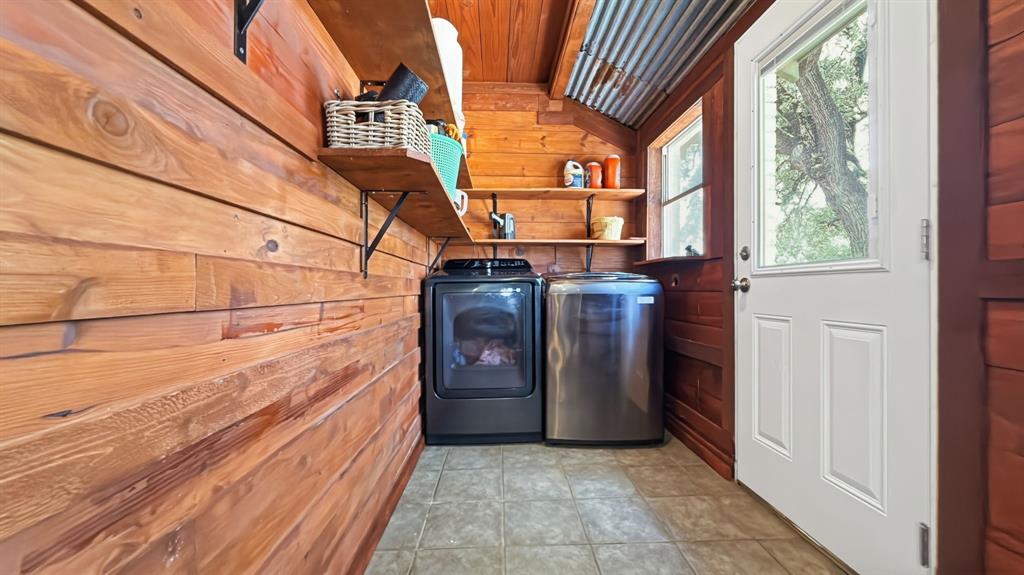 111 Fm 2905 Property Photo 13