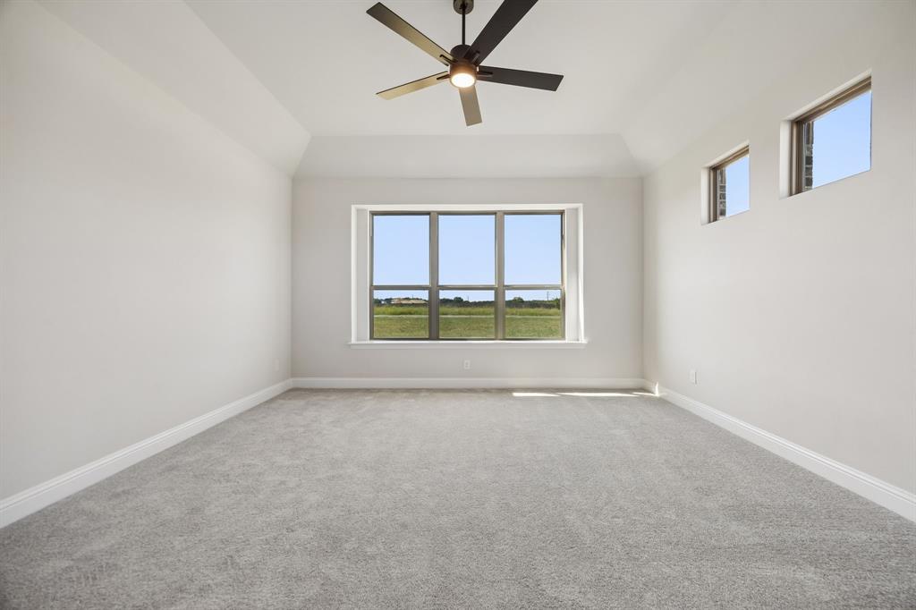 725 Windward Court Property Photo 23
