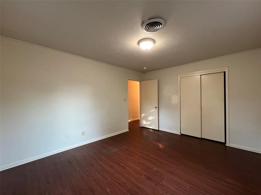 517 N Lydia Property Photo 7