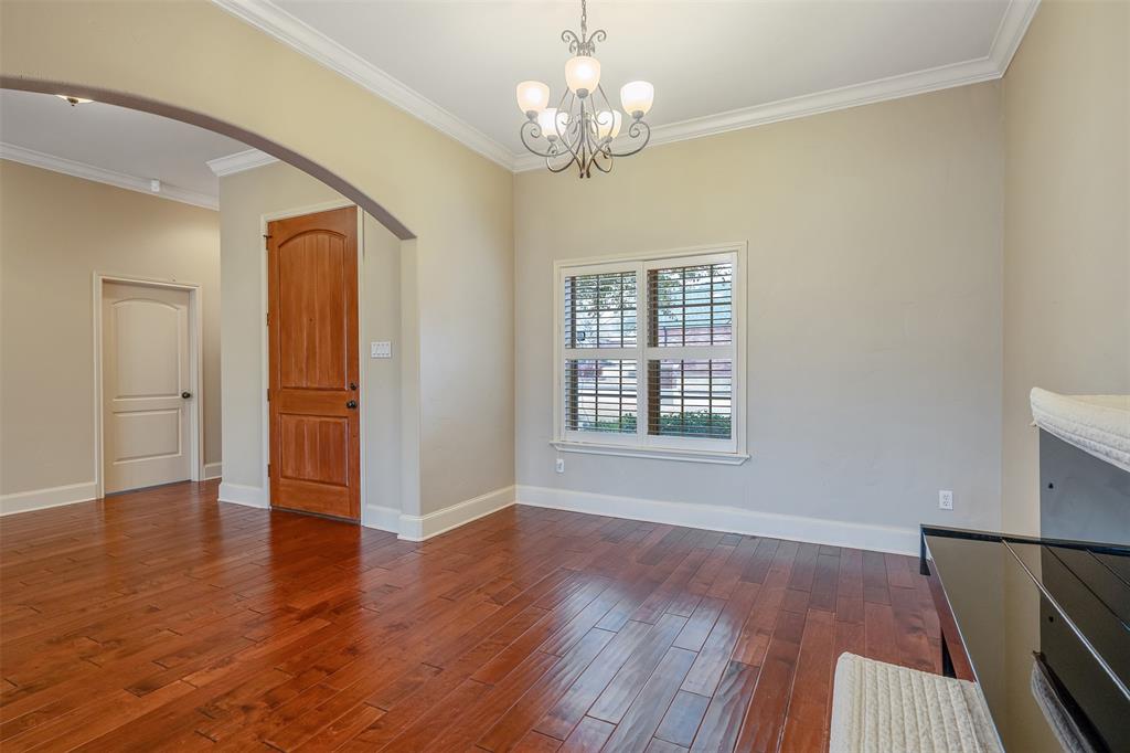 6526 Ashmore Property Photo 6