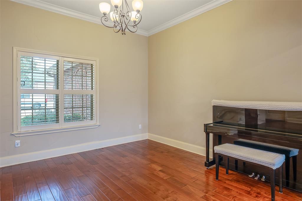 6526 Ashmore Property Photo 7