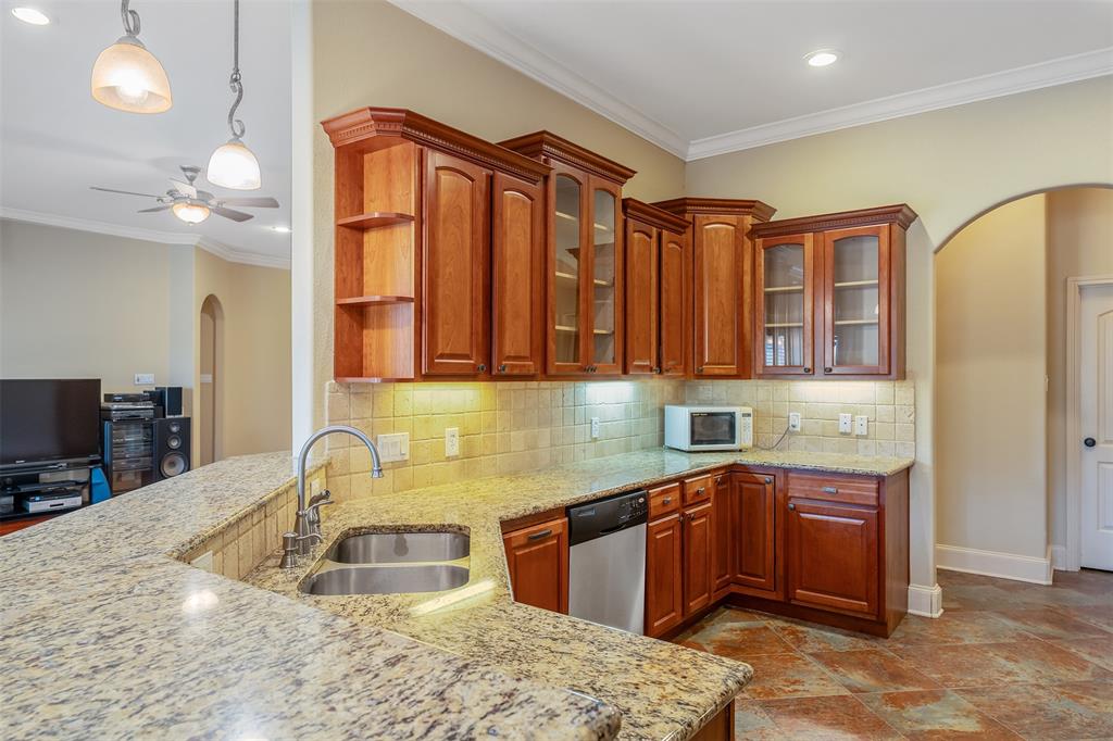 6526 Ashmore Property Photo 13