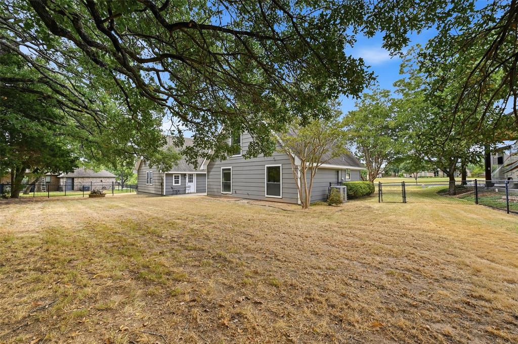 103 Pontiac Drive Property Photo 6