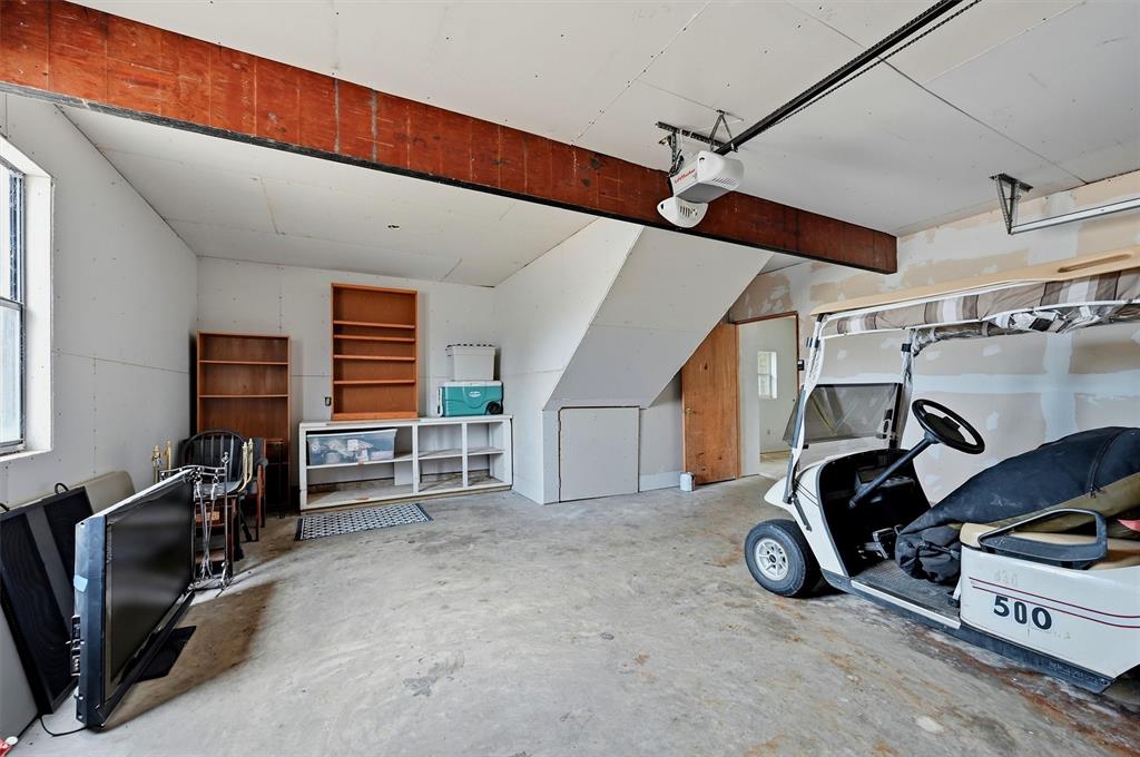 103 Pontiac Drive Property Photo 32