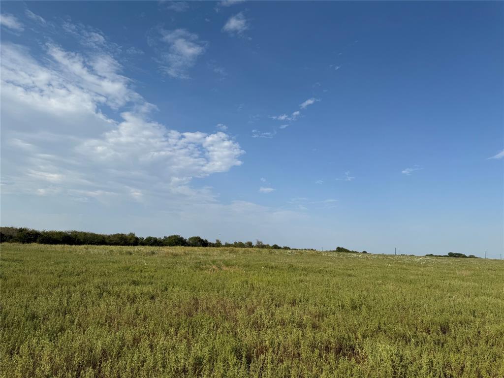 0000 Cr 2185 Property Photo 5