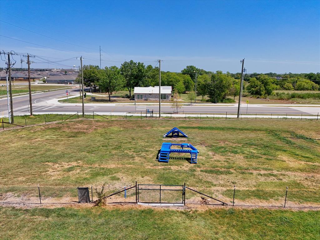 4011 Little River Road Property Photo 4