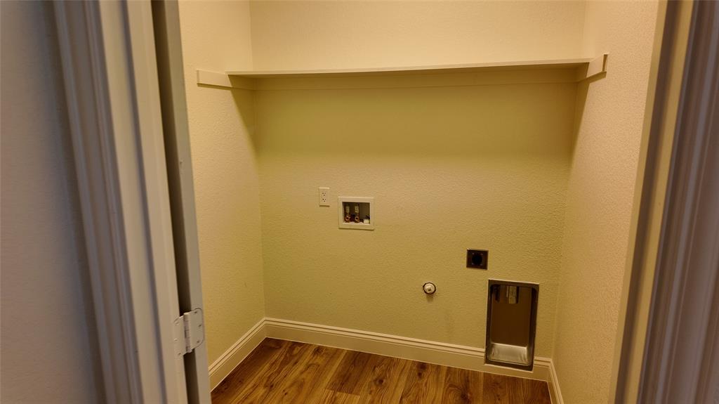 5407 Terry Street Property Photo 8