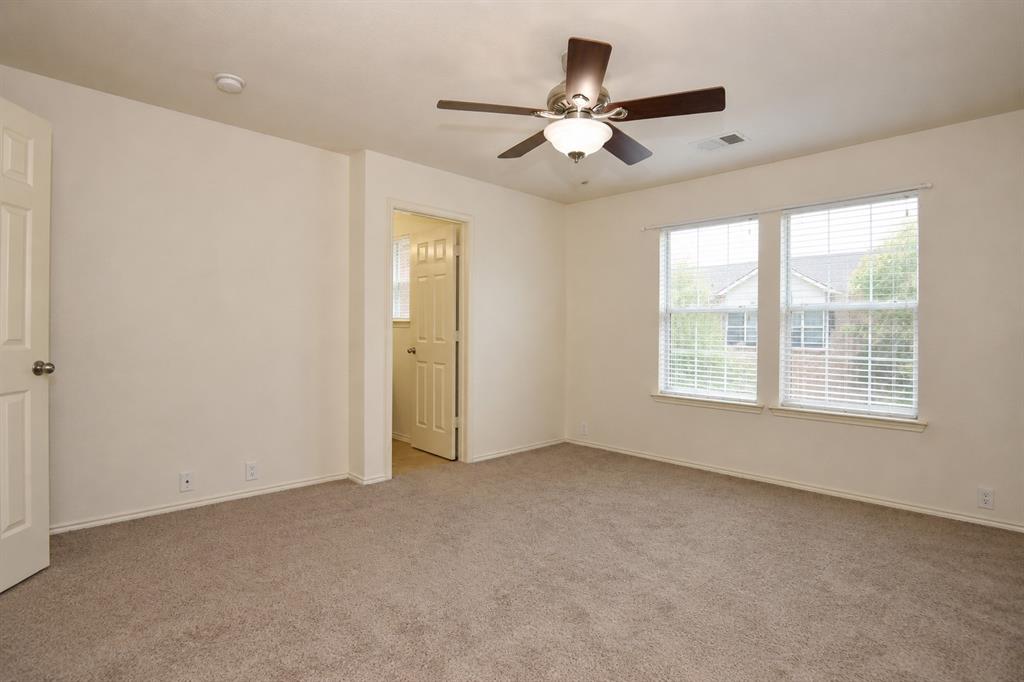 2219 Glacier Park Lane Property Photo 10