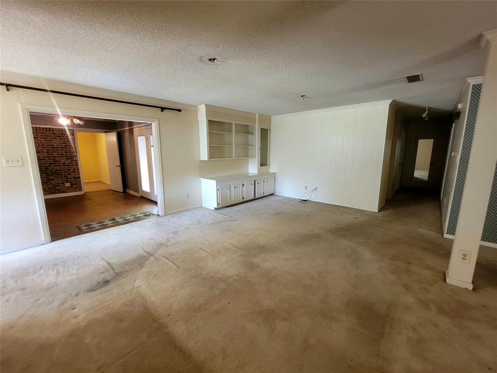 303 Merrill Property Photo 5
