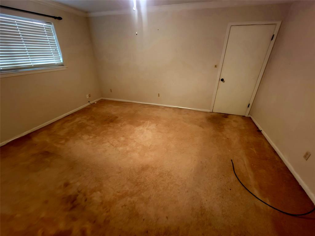303 Merrill Property Photo 17