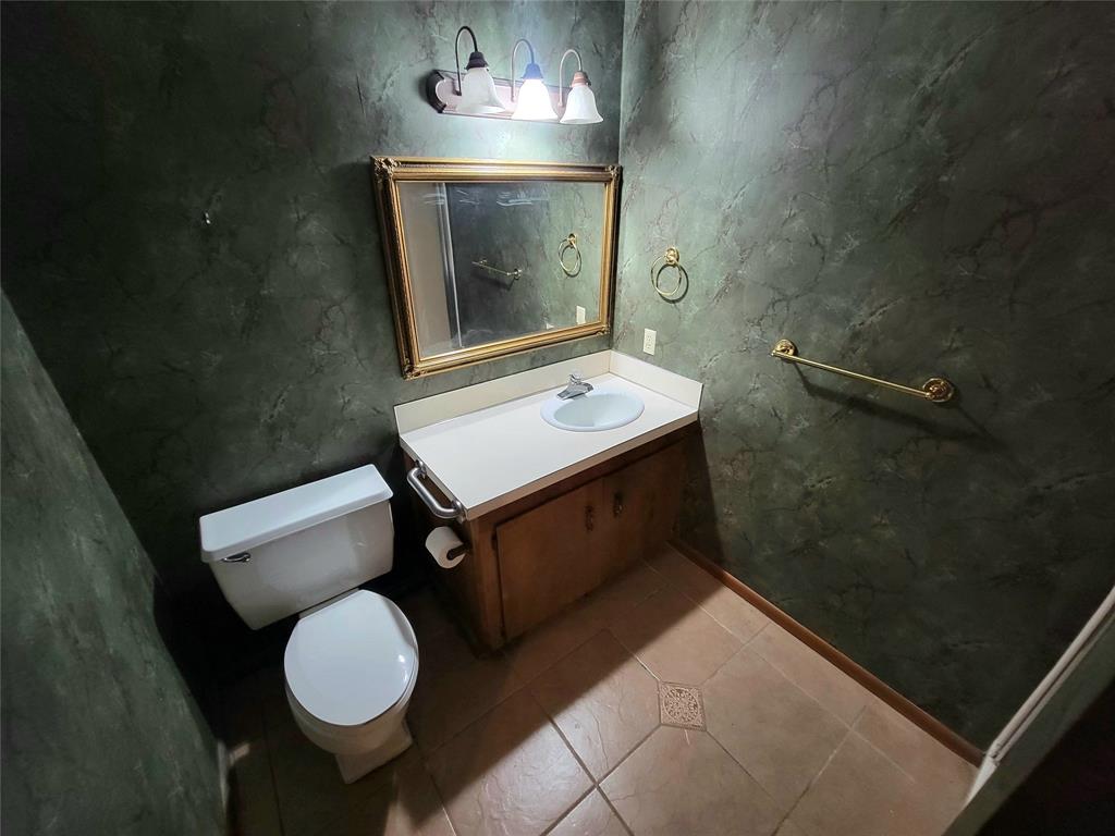 303 Merrill Property Photo 24