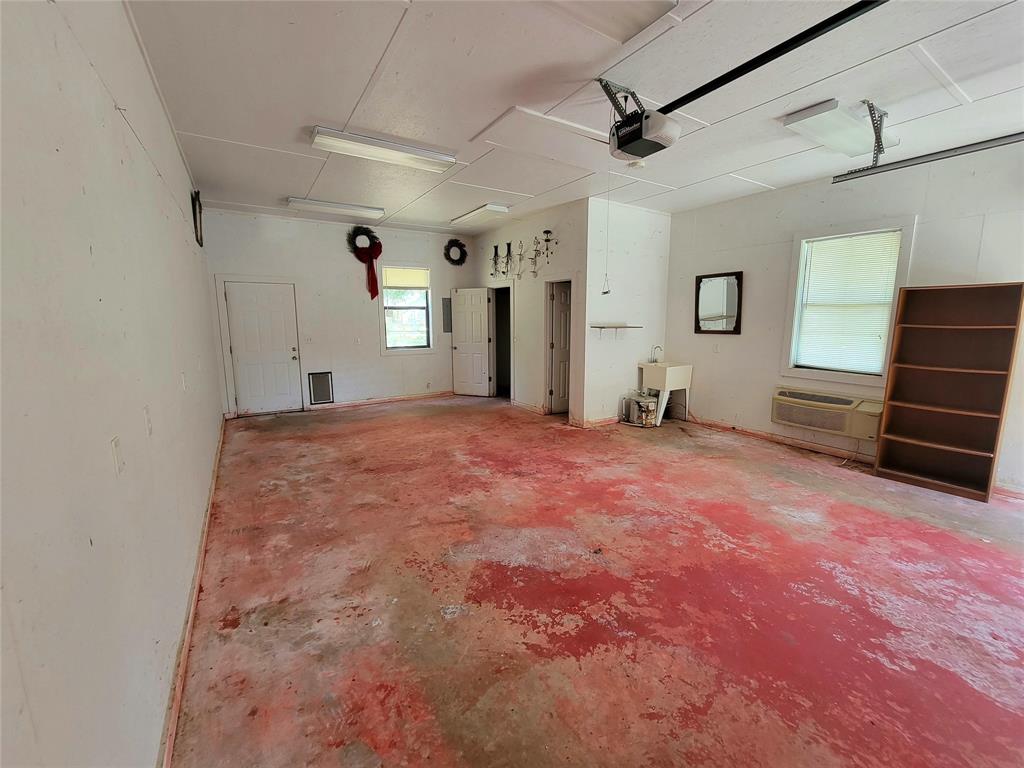 303 Merrill Property Photo 30