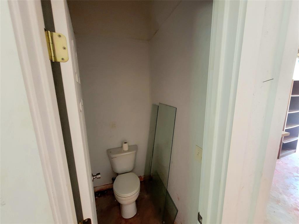 303 Merrill Property Photo 32