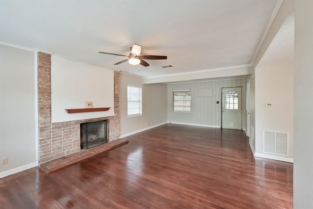 1122 W Park Row Drive Property Photo 9