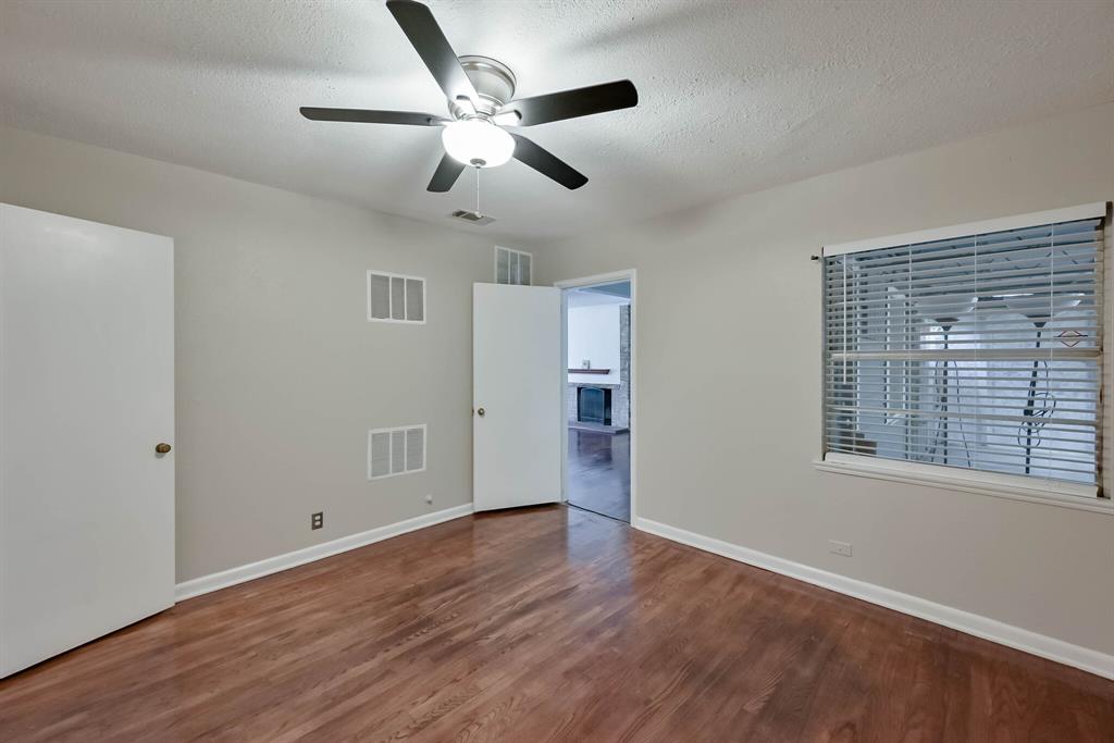 1122 W Park Row Drive Property Photo 28