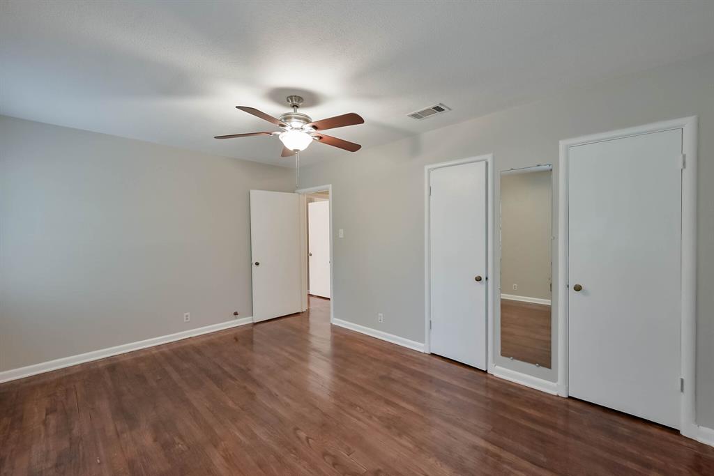 1122 W Park Row Drive Property Photo 33