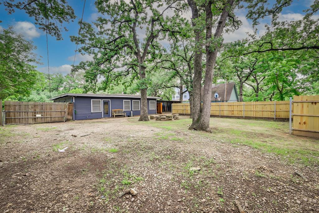 1122 W Park Row Drive Property Photo 35