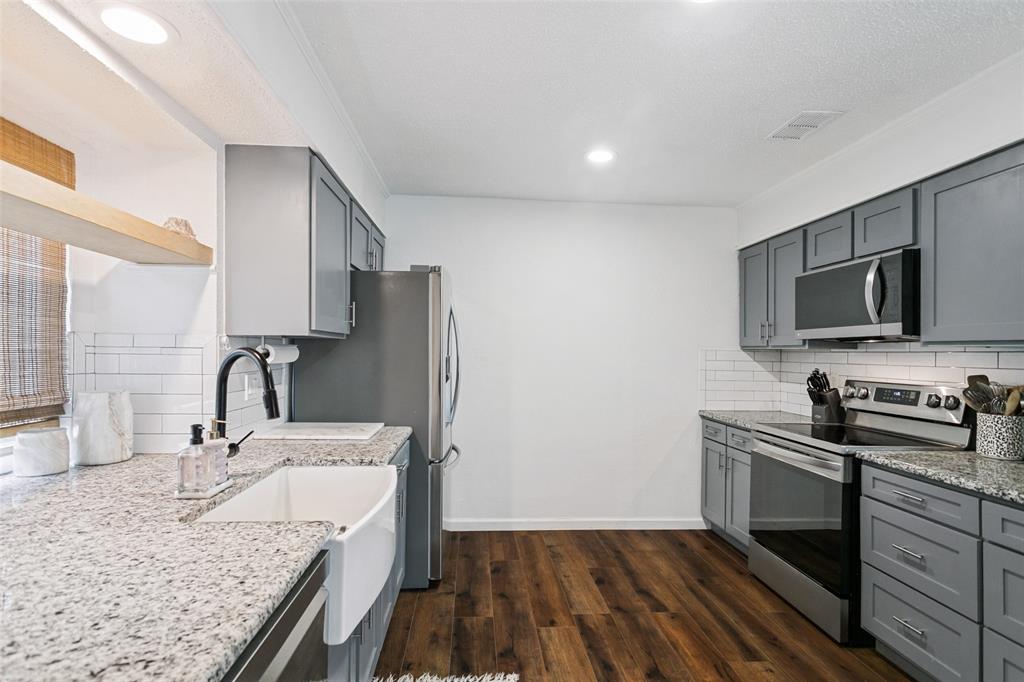 6823 Sharps Drive Property Photo 10