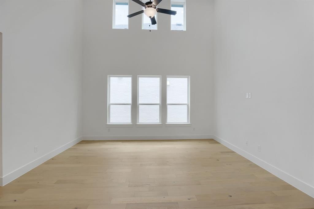 1608 Ramble Way Property Photo 4