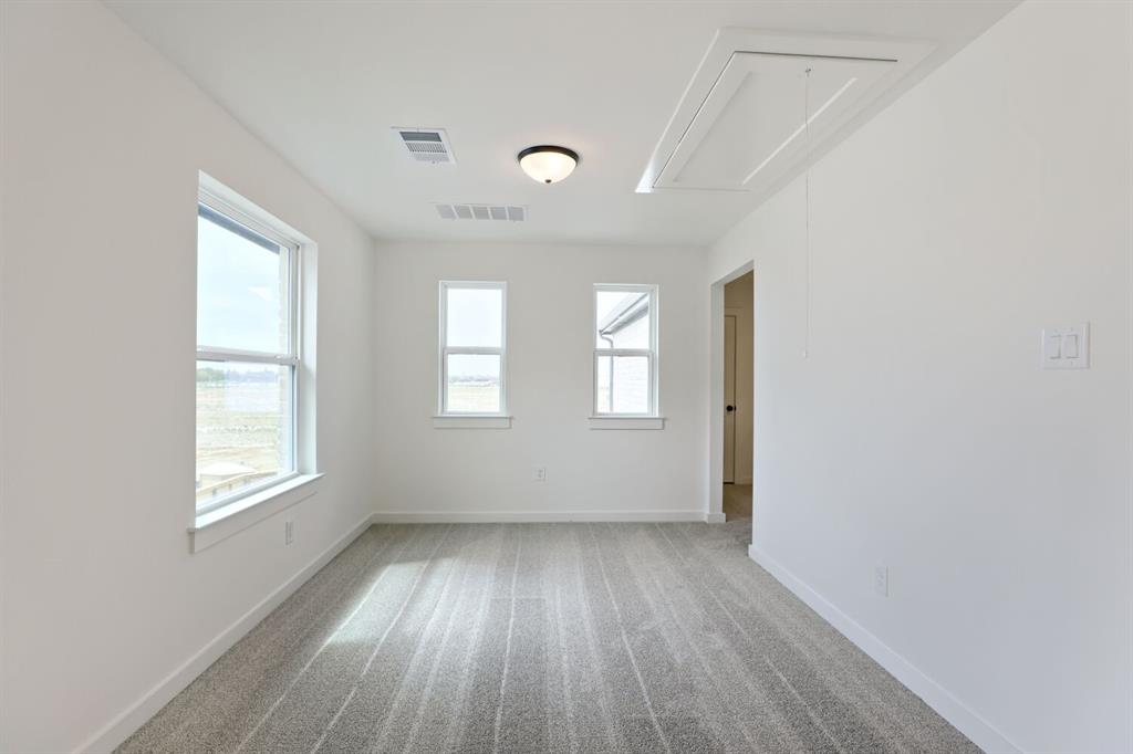 1608 Ramble Way Property Photo 11