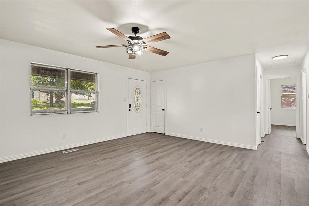 4305 Lucero Drive Property Photo 4