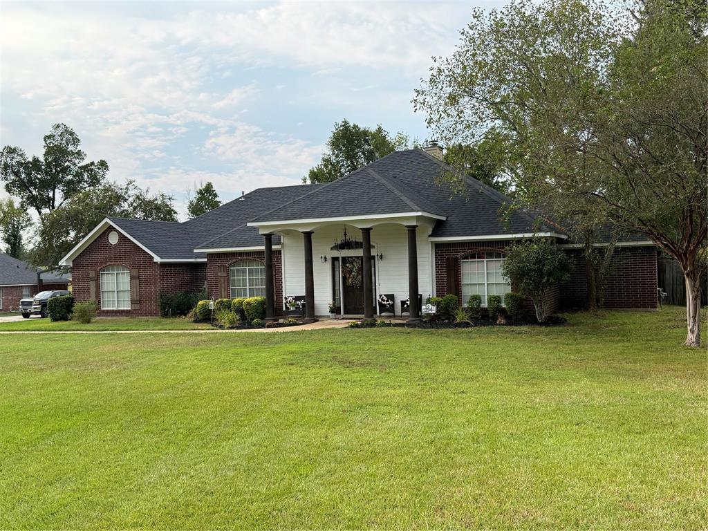 384 Sandpiper Property Photo 2