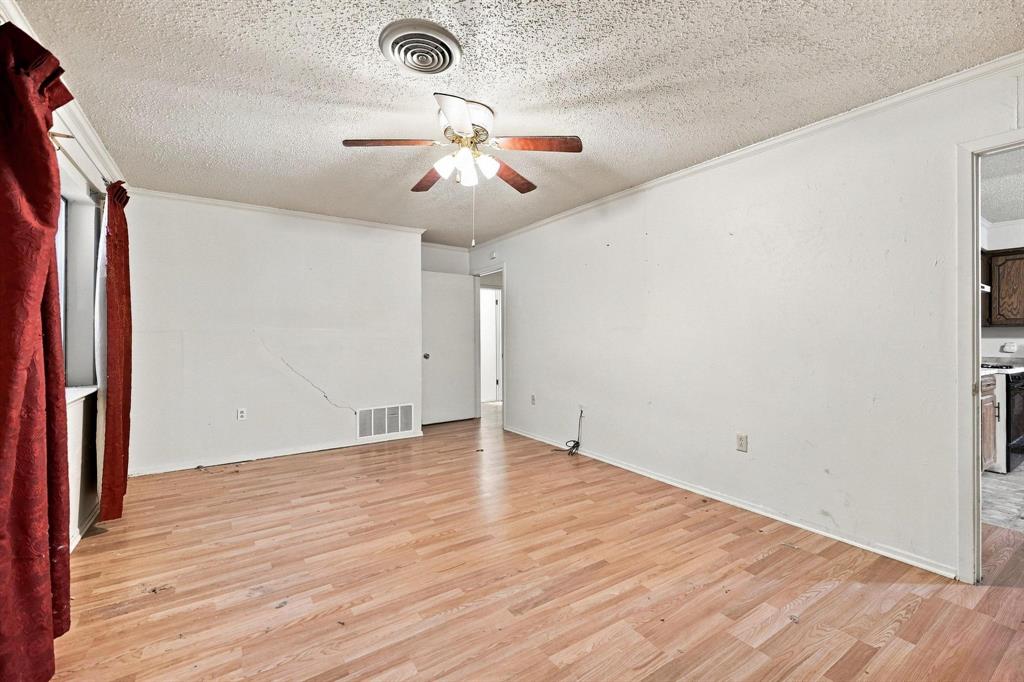 503 N College Street Property Photo 7