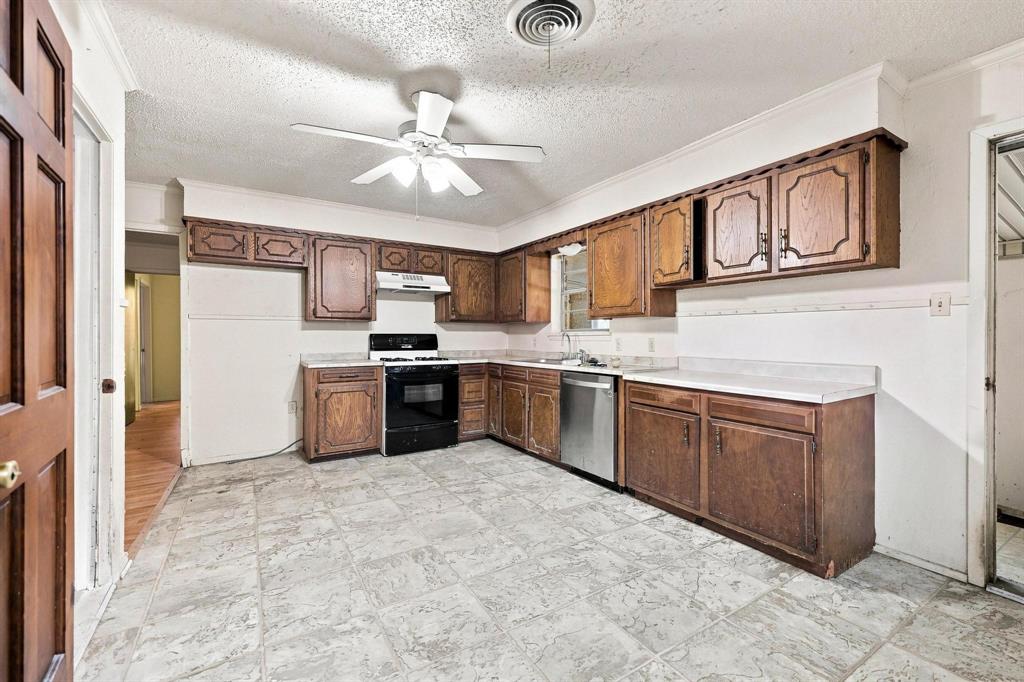 503 N College Street Property Photo 12