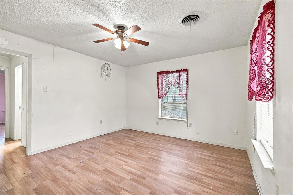 503 N College Street Property Photo 27