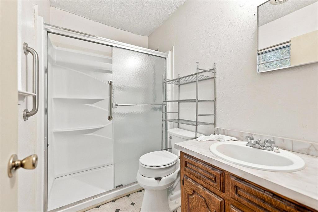 503 N College Street Property Photo 29