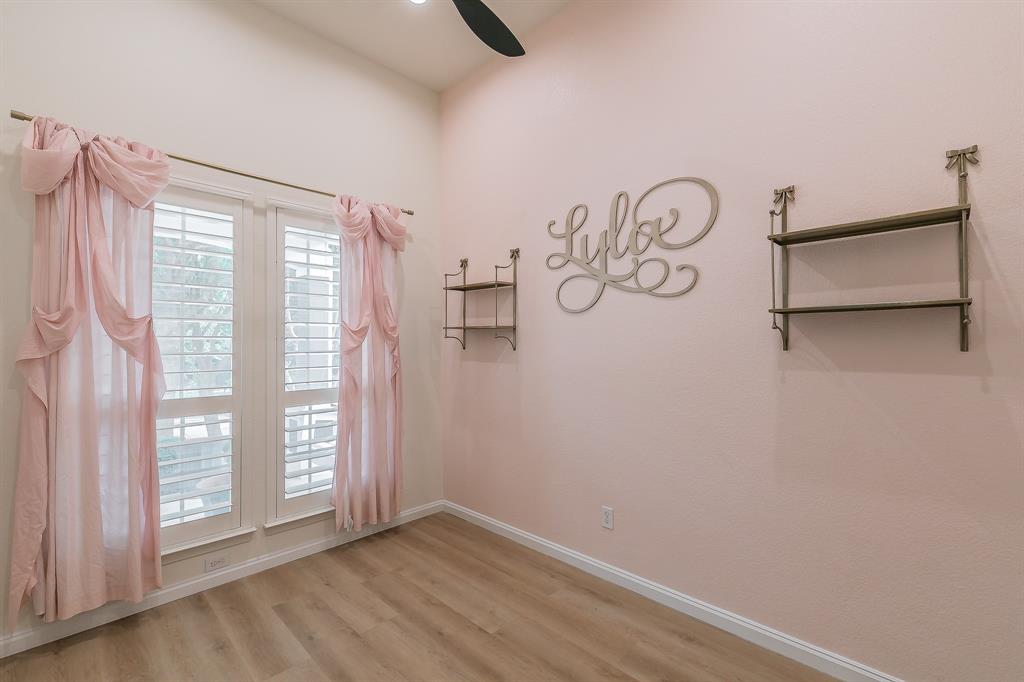 4904 Mccauley Drive Property Photo 6